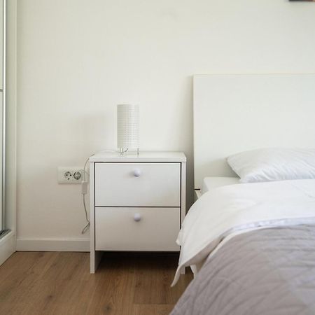 Bright 2Bdr Apartment With Balcony - Free Parking 사라예보 외부 사진