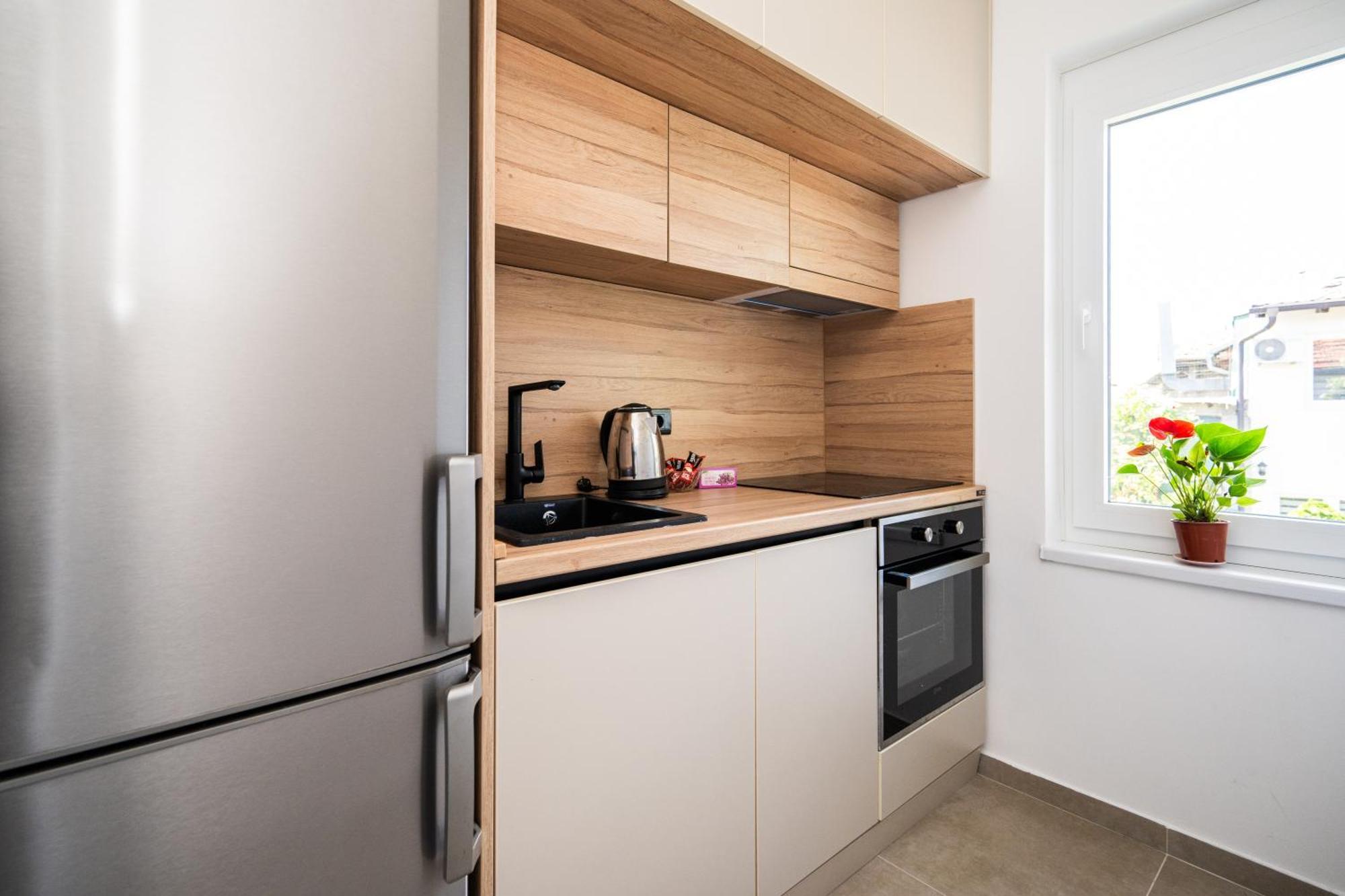 Bright 2Bdr Apartment With Balcony - Free Parking 사라예보 외부 사진